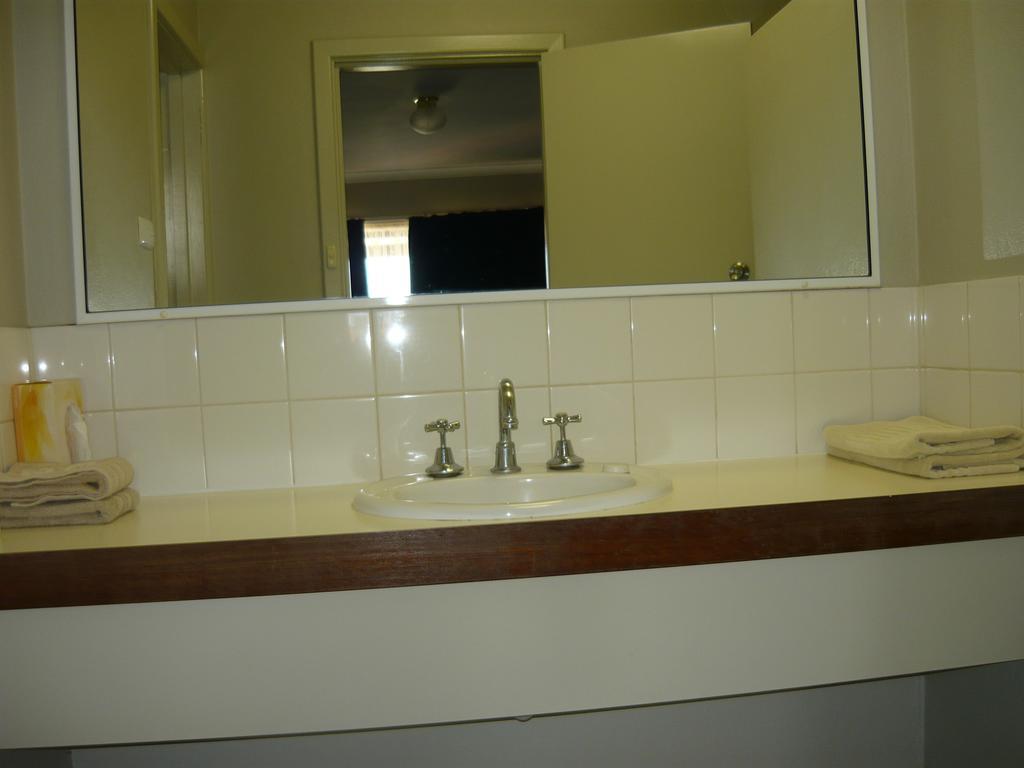Albany Apartments Extérieur photo
